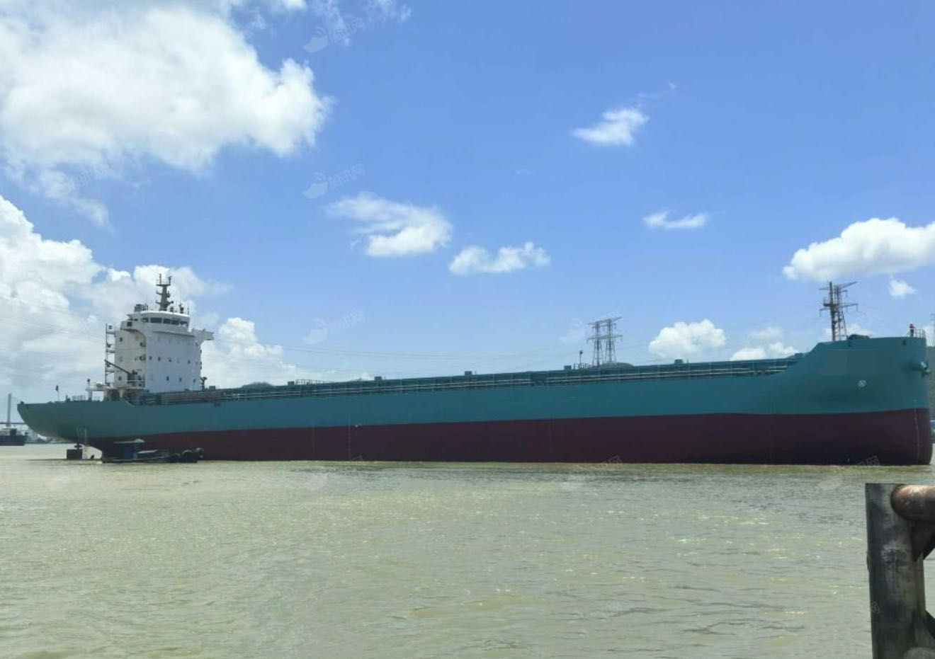出售：11613吨双壳集装箱船 装载集装箱：700TEU 建造年份：2022年5月 建造地址：中国-2.jpg