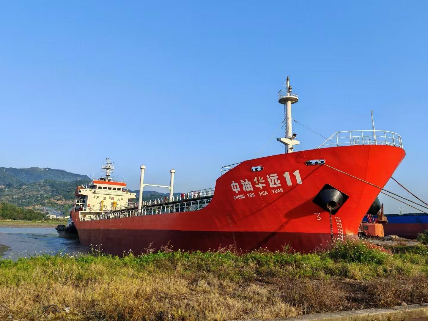 出售：3800吨油船（闪点<60’C）      （已经全部保养好） 建造年份：2006年11月 建造-2.jpg