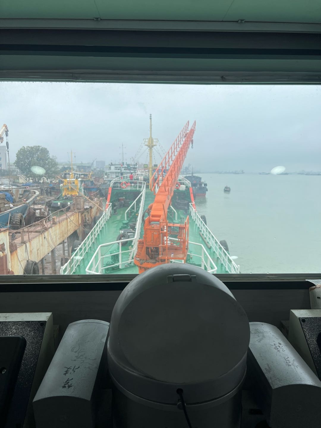 求购200-500吨10年左右船龄ccs-2.jpg