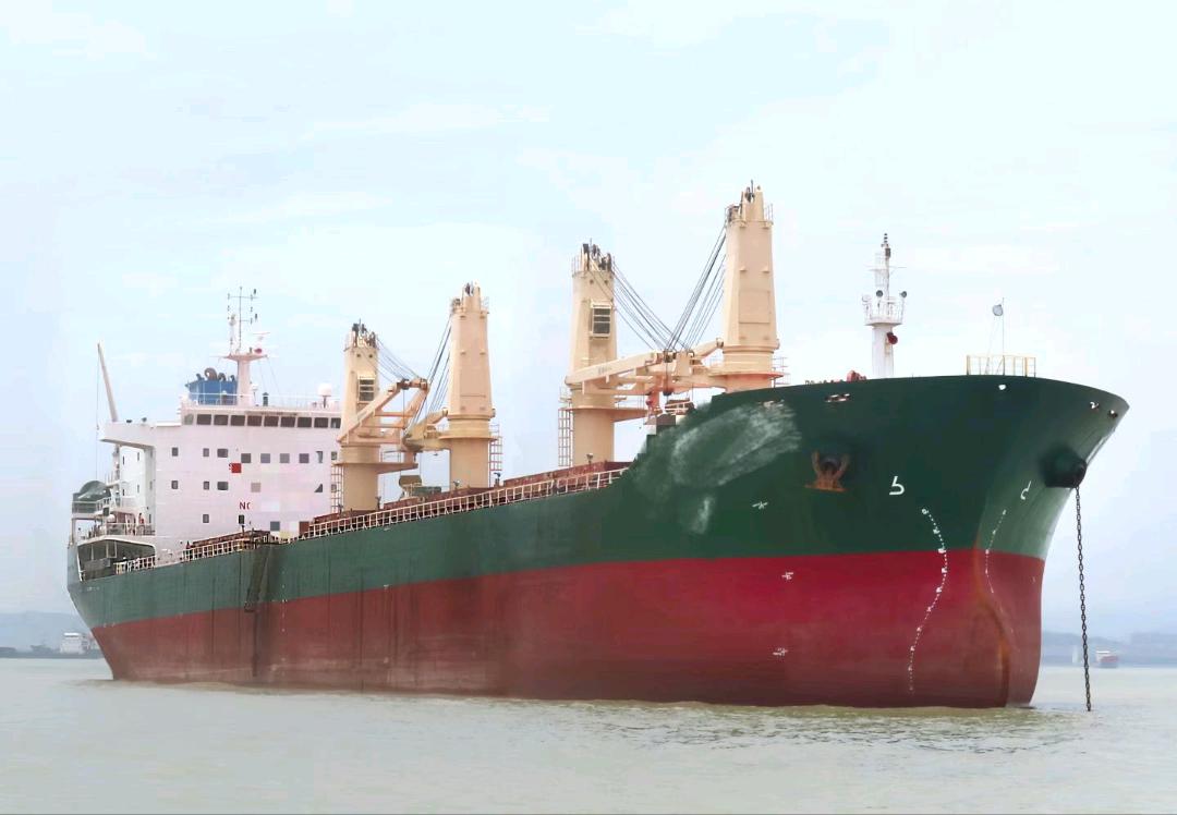 出售58000吨散货船Sell 58,000-ton bulk carriers 福建 福州市-2.jpg