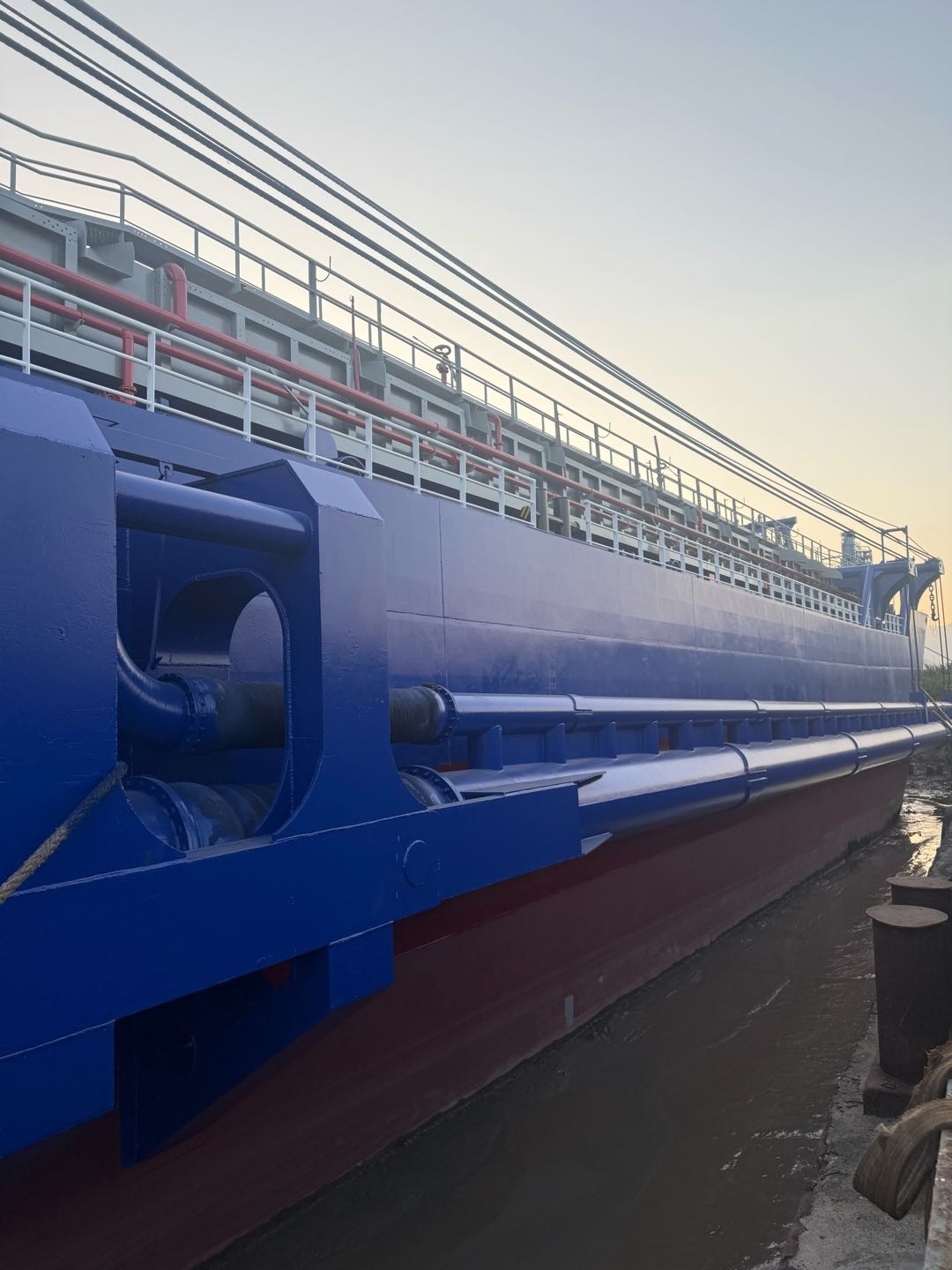 出售：实载12000吨自吸自卸沙船 建造年份：2022年 Sale: 12000T/self-priming/self du-2.jpg