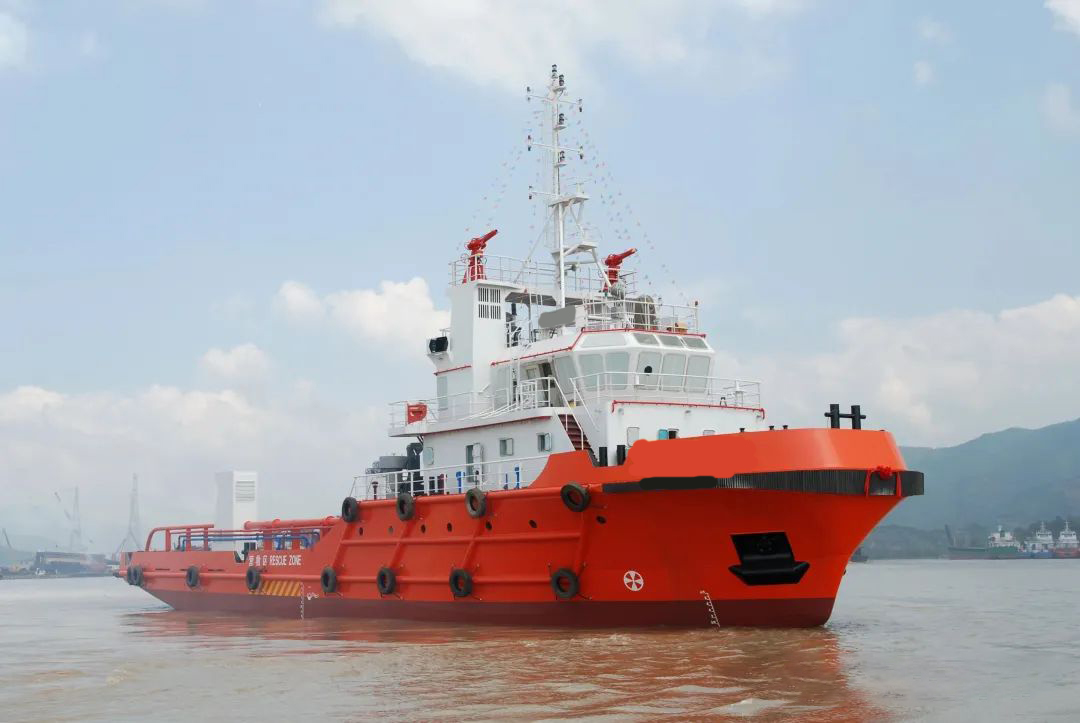 出售2010年造4000马力近海三用拖轮 广东 深圳市-2.jpg