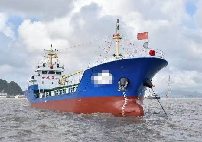 出售2018年造沿海双底双壳1000吨三级油船 广东 深圳市-2.jpg