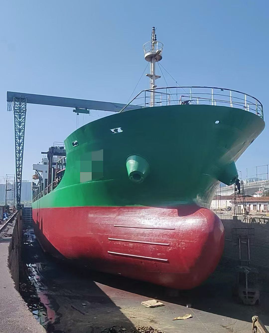 出售：5600吨多用途集装箱船 建造年份：2010年 建造地址：中国 福建 宁德市-2.jpg