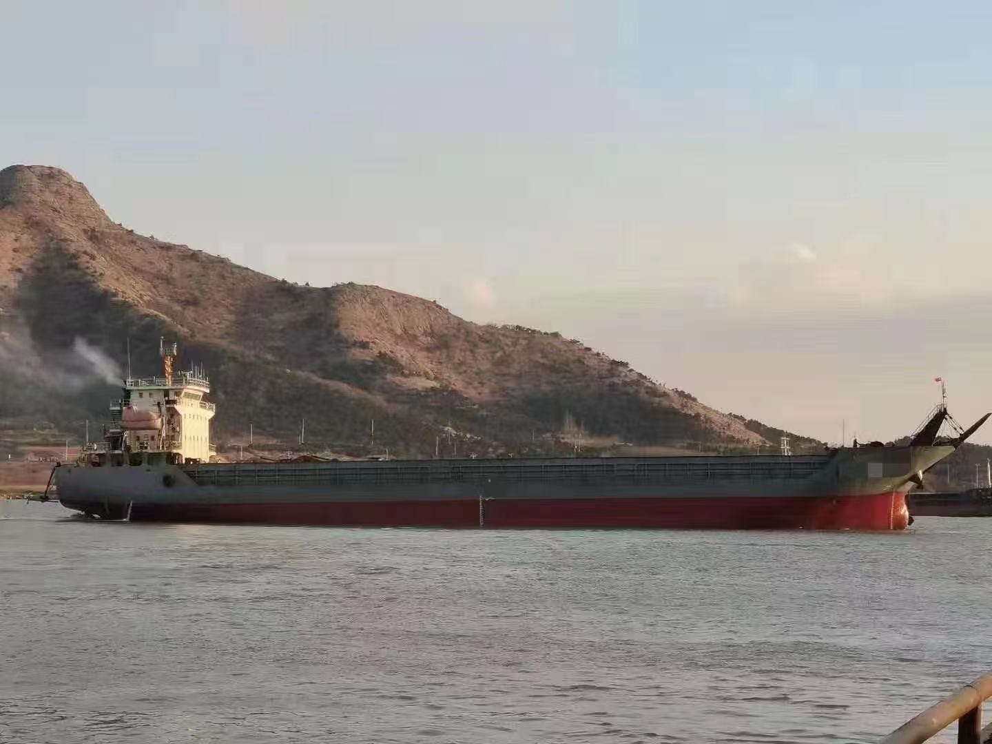 转让后驾驶甲板船8200吨16年  香港-2.jpg
