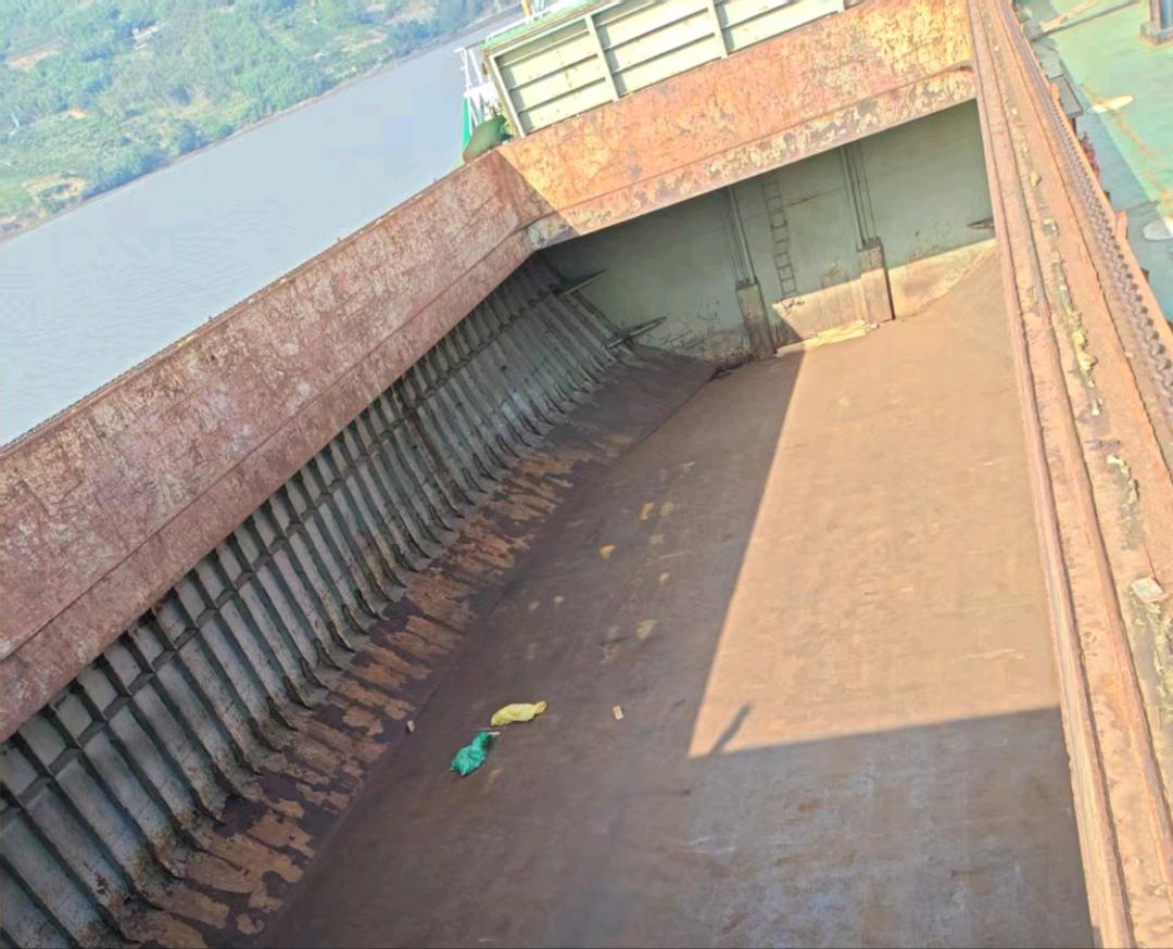 出售5100吨散货船Sale of 5100 ton bulk carrier 福建 福州市-2.jpg